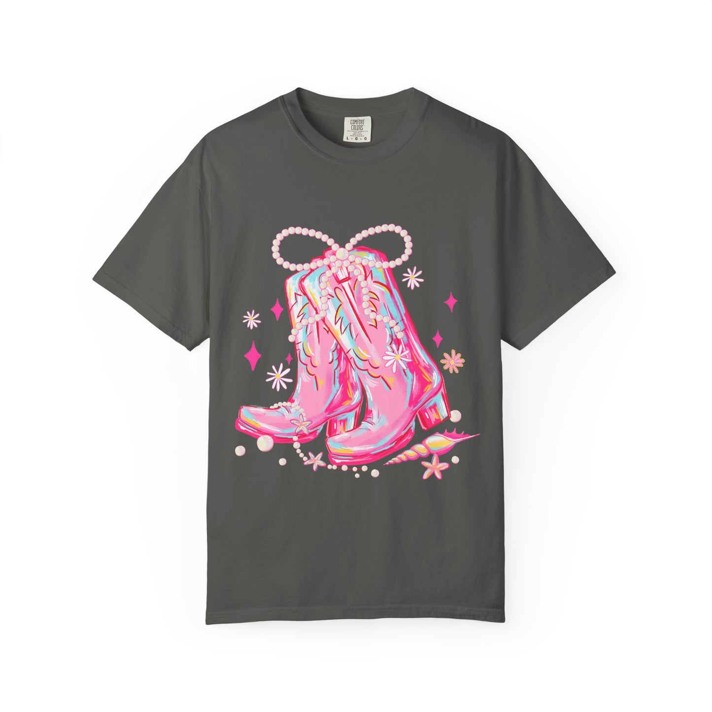Stylish Unisex Graphic Tee Featuring Pink Cowgirl Boots, Perfect for Country Lovers, Festivals, Birthdays, Gifts, Western Theme