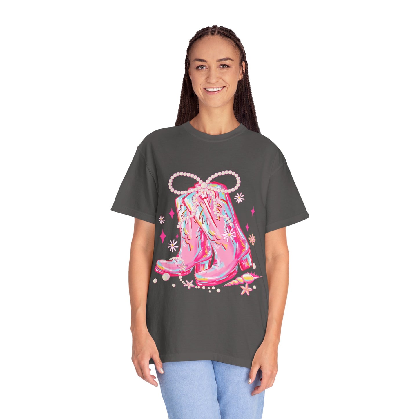 Stylish Unisex Graphic Tee Featuring Pink Cowgirl Boots, Perfect for Country Lovers, Festivals, Birthdays, Gifts, Western Theme