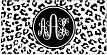 Load image into Gallery viewer, Black &amp; White Leopard Car Tag
