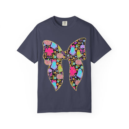Colorful Ghosts Bow T-Shirt, Fun Halloween Top, Unisex Cotton Tee, Spooky Party Shirt, Whimsical Graphic T-Shirt, Perfect Gift for Occasions