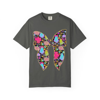 Colorful Ghosts Bow T-Shirt, Fun Halloween Top, Unisex Cotton Tee, Spooky Party Shirt, Whimsical Graphic T-Shirt, Perfect Gift for Occasions